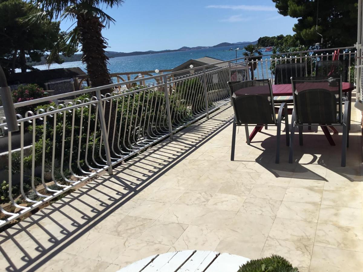 Apartments More 皮罗瓦茨 外观 照片